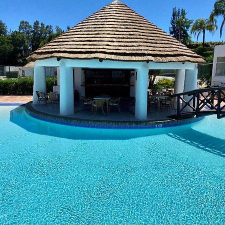 Beautiful Apartment For Rent In Quinta Do Lago With Excellent Resort Facilities Close To Lake And Beach. ภายนอก รูปภาพ