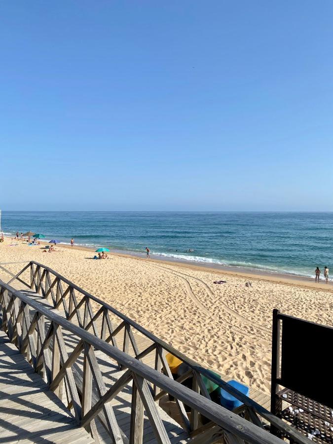 Beautiful Apartment For Rent In Quinta Do Lago With Excellent Resort Facilities Close To Lake And Beach. ภายนอก รูปภาพ
