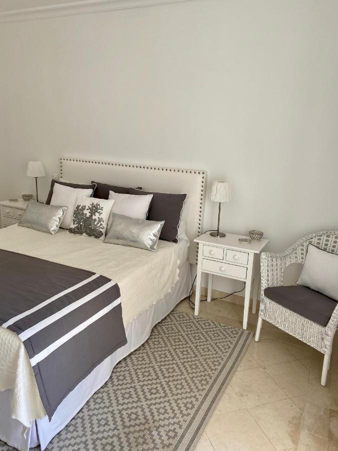 Beautiful Apartment For Rent In Quinta Do Lago With Excellent Resort Facilities Close To Lake And Beach. ภายนอก รูปภาพ