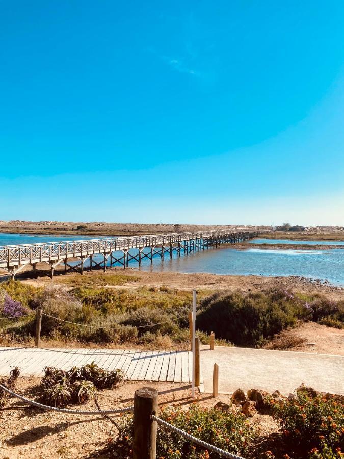Beautiful Apartment For Rent In Quinta Do Lago With Excellent Resort Facilities Close To Lake And Beach. ภายนอก รูปภาพ
